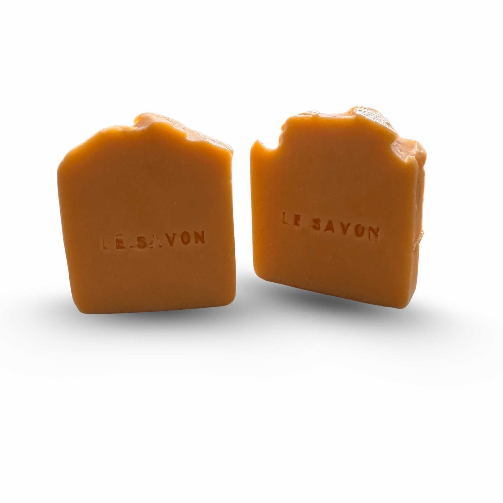 Kurkuma Koji-Säure - Entfernung dunkler Flecken und Tiefenreinigung