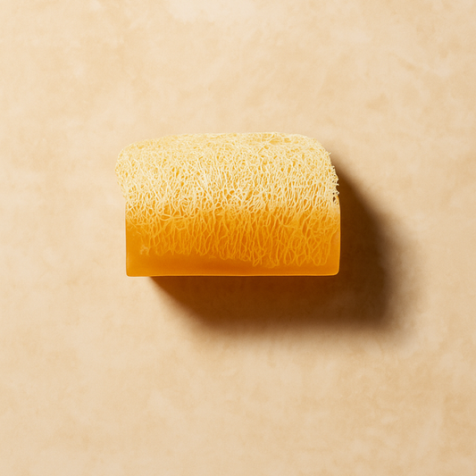 Vitamin C Luffa Seife – Belebende Reinigung mit Glow-Effekt